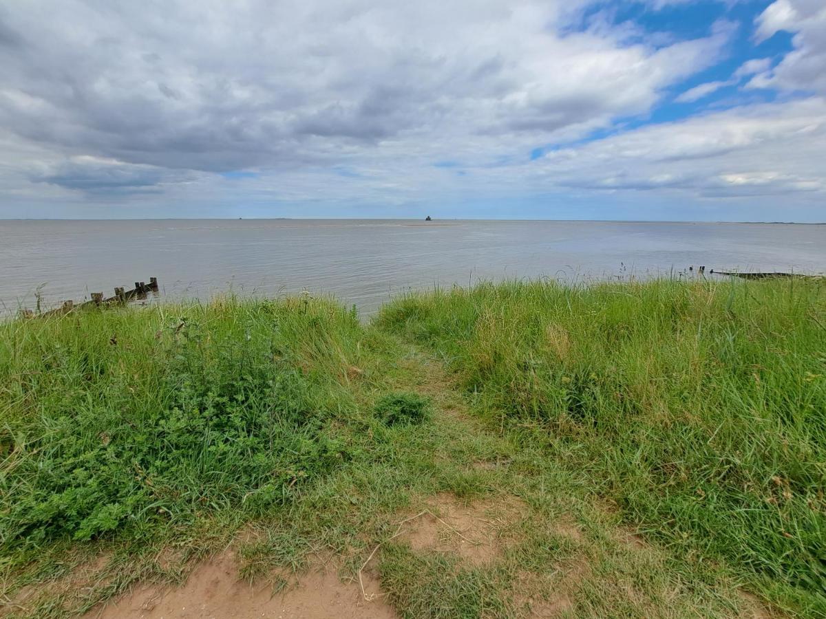 Beach & Tonic Beachside Chalet Humberston Exteriör bild