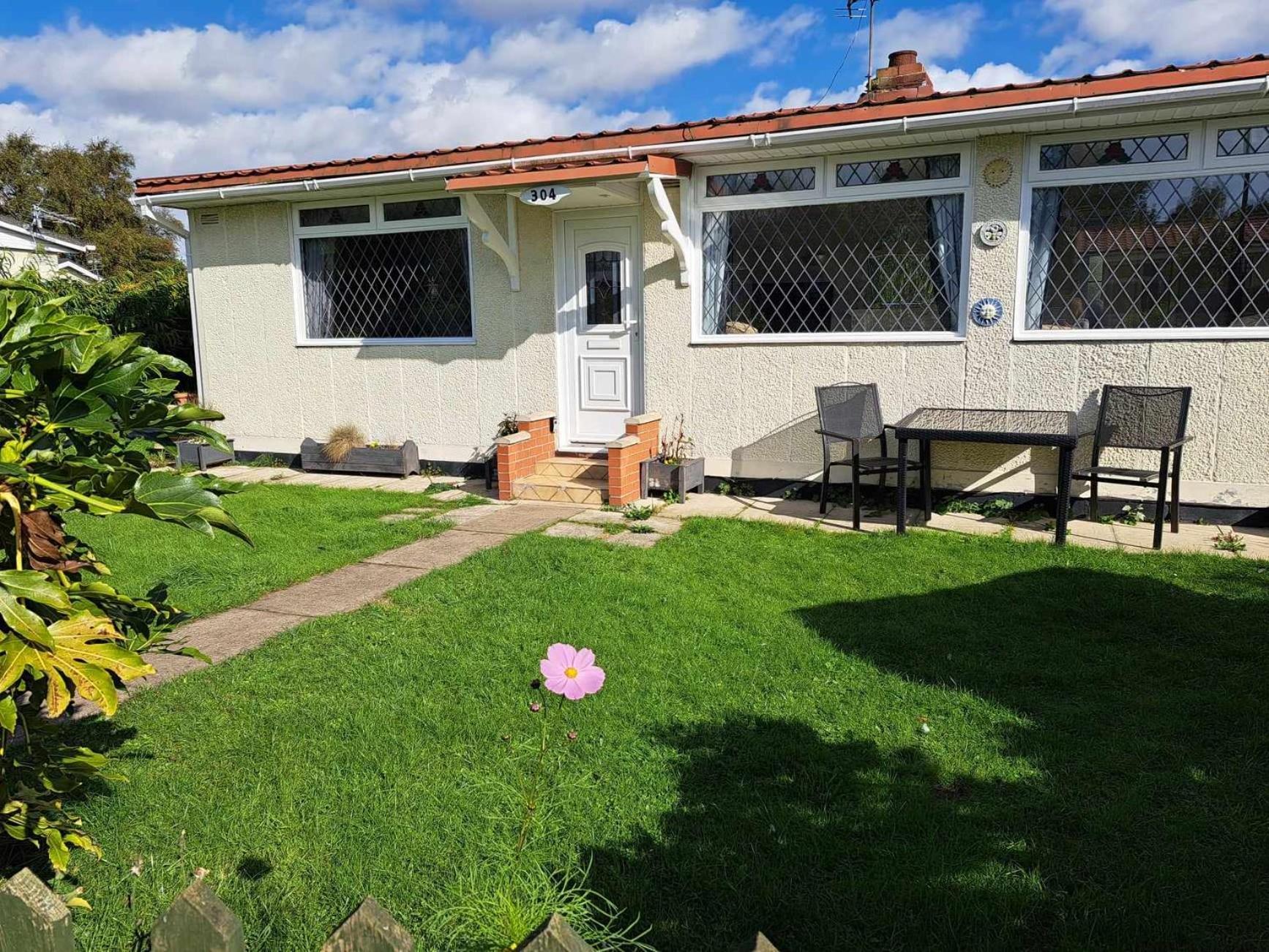 Beach & Tonic Beachside Chalet Humberston Exteriör bild